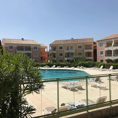 Studio Climatise - Vue Mer Panoramique - Piscine Chauffee * Roquebrune-sur Argens