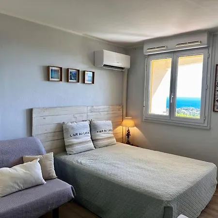 Appartement Studio Climatise - Vue Mer Panoramique - Piscine Chauffee *